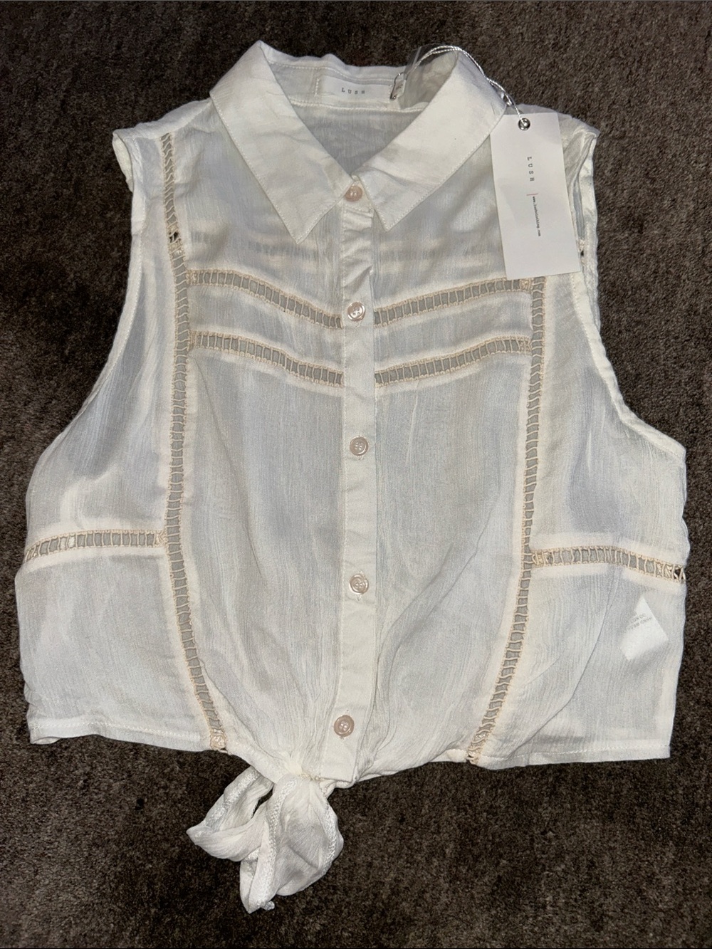 Lush Ivory Button-Front Tie-Hem Sleeveless Camisole